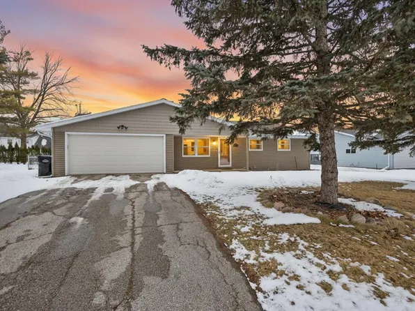 1623 Louisiana Pl, Sturgeon Bay, WI 54235