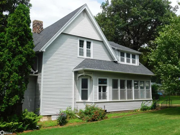 20 Birch St, Schleswig, IA 51461