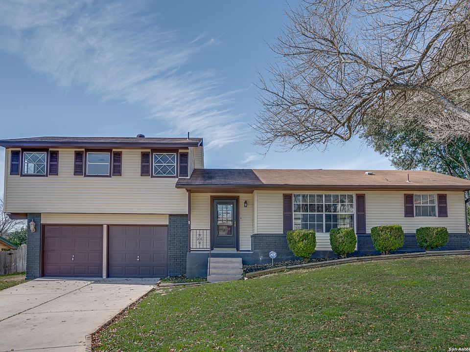 1st image of 13623 Oak Meadows