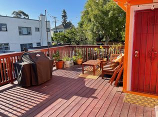 6112 Martin Luther King Jr Way, Oakland, CA 94609
