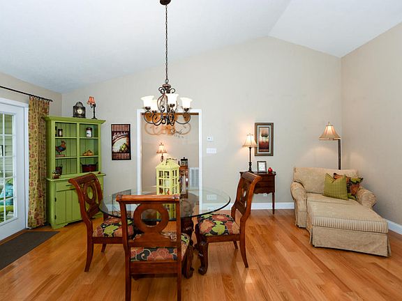 4th image of 1308 Tomahawk Dr
