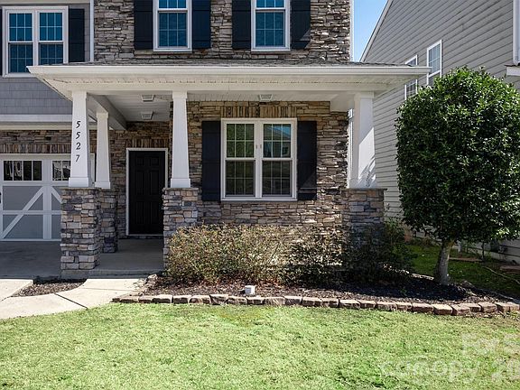 3rd image of 5527 Cactus Valley Rd #183