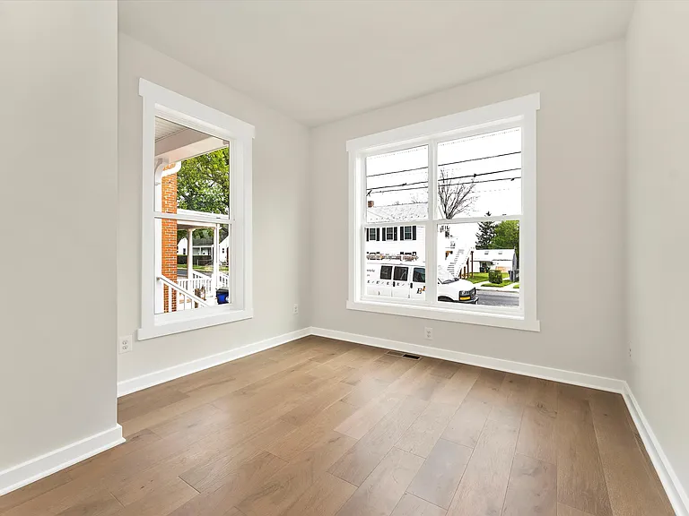 328A Madison St — Photo 16