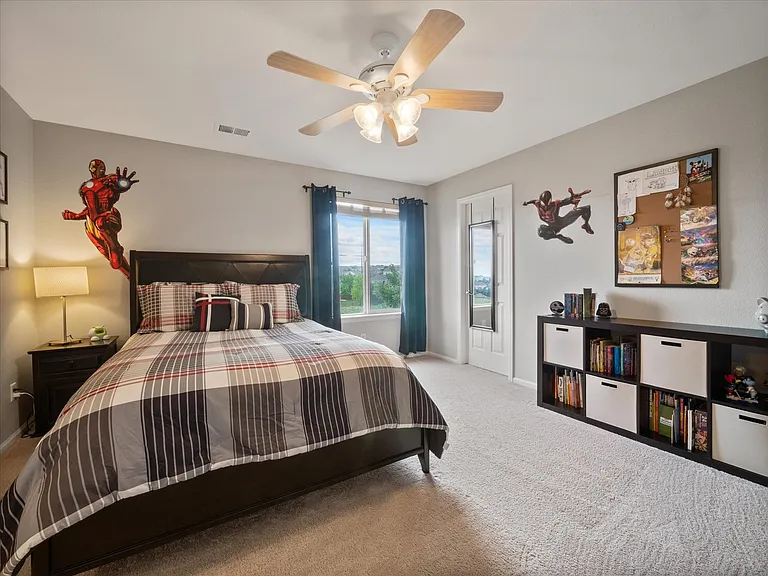 1048 Orion Way — Photo 31