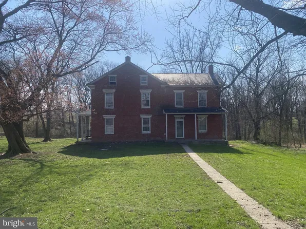3395 Fox Run Rd, Dover, PA 17315
