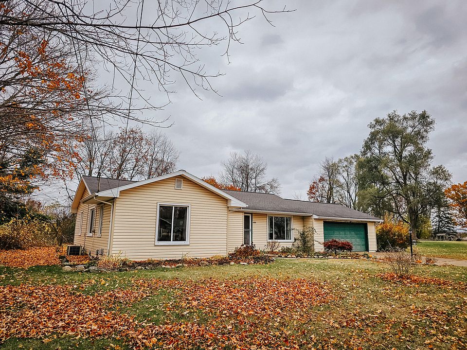 1st image of 486 Salem Dr