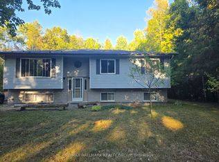 857 Rock Rd, North Grenville, ON K0G 1T0