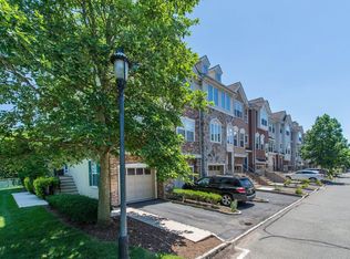 57 Devonshire Dr #87, Clifton, NJ 07013