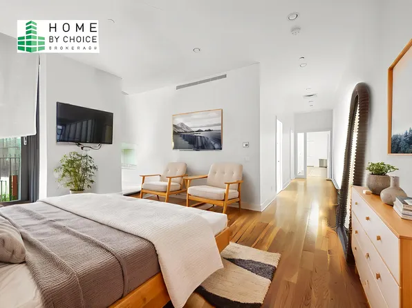 433 West Broadway image 9 of 17