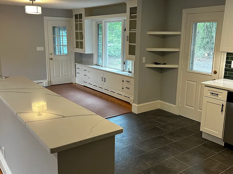 375 Holyoke Rd — Photo 4