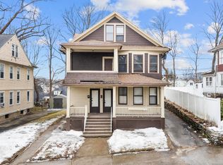 15 Holbrook Pl, Ansonia, CT 06401