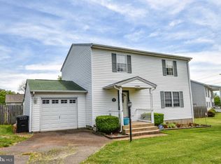 11697 Battle Ridge Dr, Remington, VA 22734