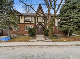 2 Montye Ave APT A, Toronto, ON M6S2G9