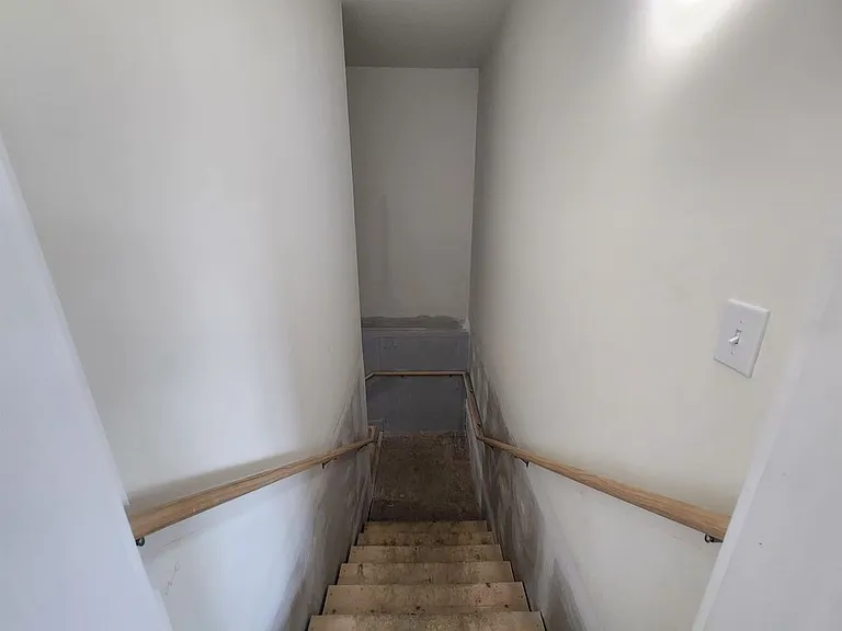 73 Ivan Dr #8 — Photo 26