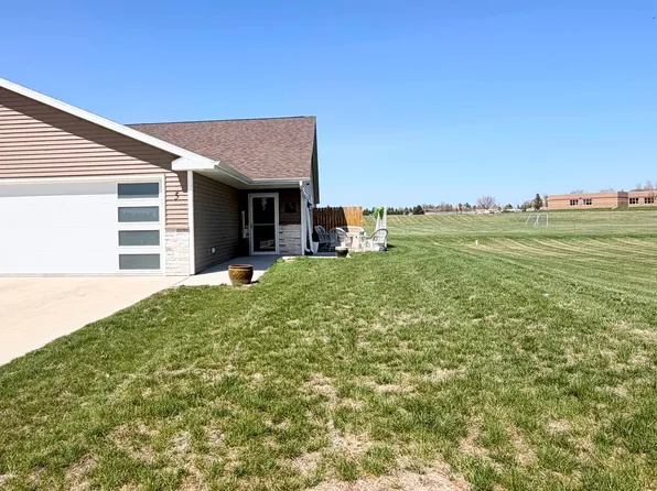 1821 W 6th St #5, Storm Lake, IA 50588