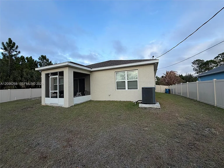 383 Hanford Rd SW — Photo 11