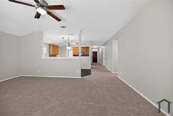 515 Harding Ln — Photo 28