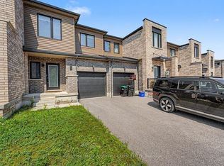 60 Fairlane Ave, Barrie, ON L9J 0M9