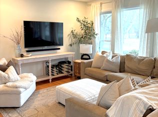 461 Berwyn Dr, Madison, WI 53711