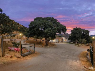 21564 Pine Tree Rd, Caliente, CA, 93518