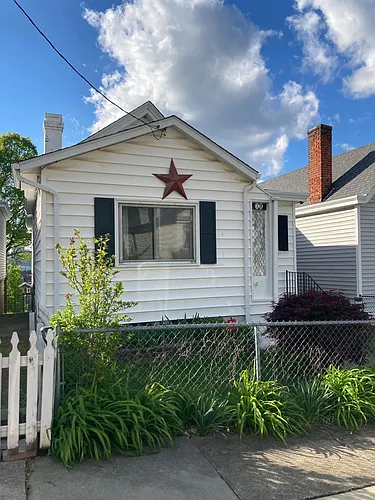 18 17th St Photo 1