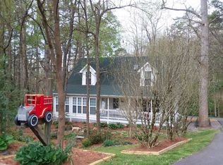 302 Woodland Ln, Hayesville, NC 28904