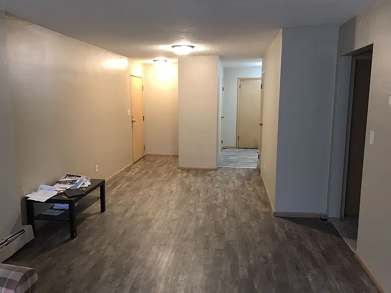 701 East 3rd St — Photo 27