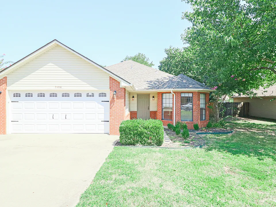 2106 Wingate Dr