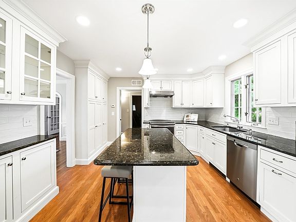 2nd image of 28 Homer Rd