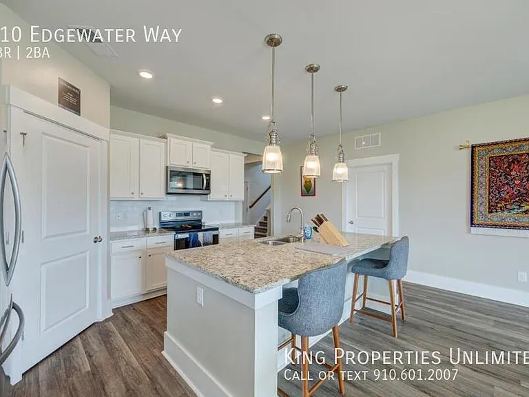410 Edgewater Way — Photo 18