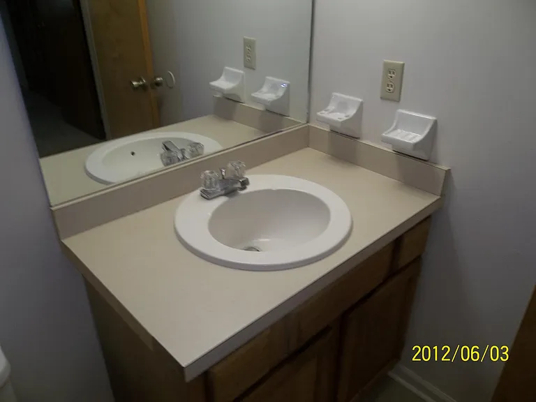 100 Creekwood Cir — Photo 24