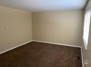 567 Harland Dr, Columbus, OH 43207