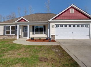 926 Dynamo Ln, Jacksonville, NC 28546