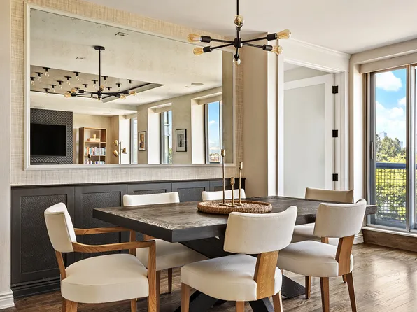 167 Perry Street image 2 of 19