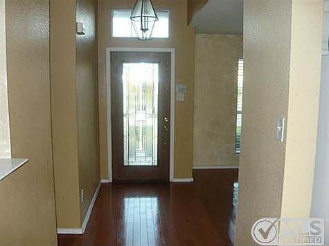 3rd image of 231 Laramie Ln