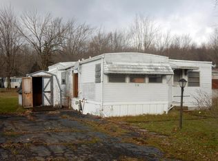 16 Inner Dr, Vienna, OH 44473