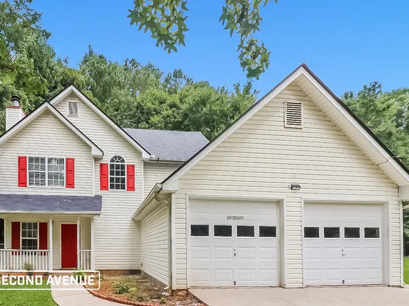 514 Willow Creek Dr, Temple, GA 30179