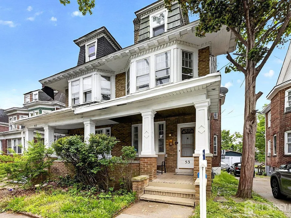 53 Sanhican Dr
