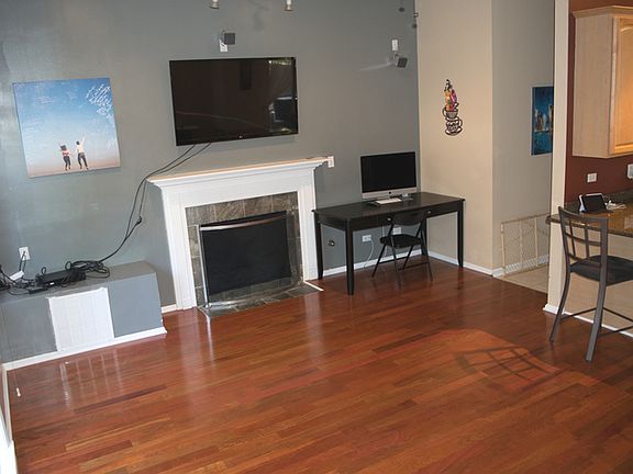 5th image of 1518 N Fairfield Ave #G