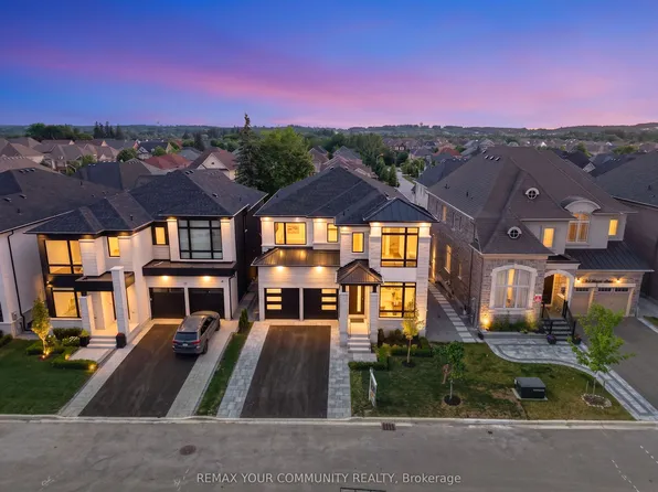23 Menotti Dr, Richmond Hill, ON L4E 1G5