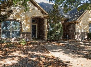 100 Castle Pines Dr, Aledo, TX 76008