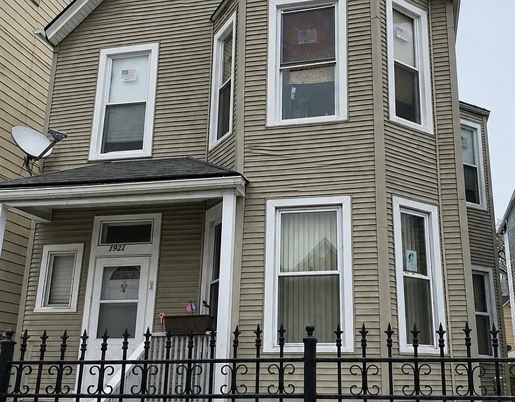 1921 N Pulaski Rd #1 — Photo 1