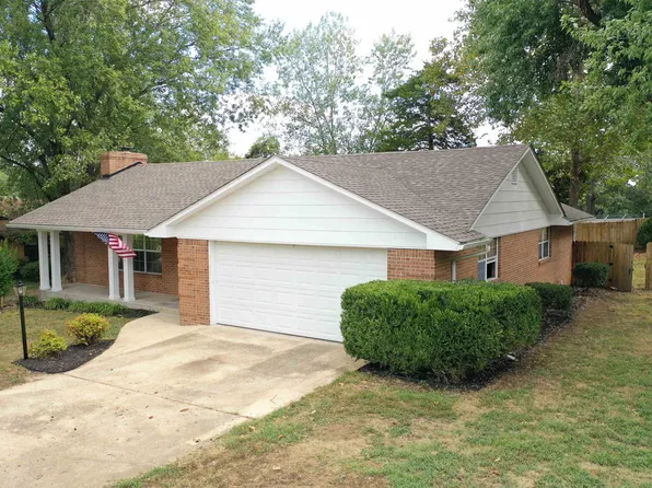 1705 Greenbrier, Mountain Home, AR 72653