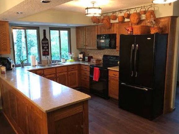 5th image of 2722 Kenwood Dr