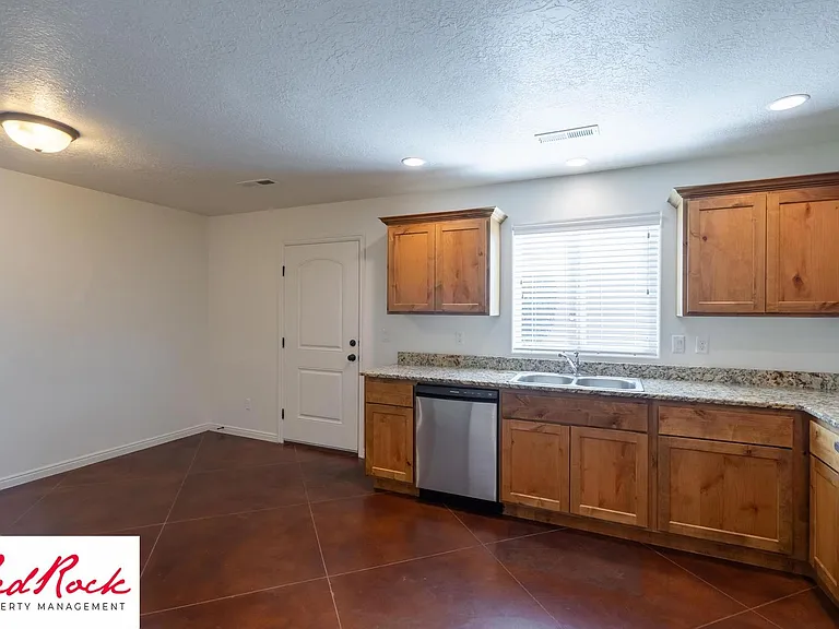 2801 E 450 N #365 — Photo 19