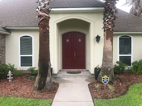 2nd image of 2218 N Twin Circle Ave
