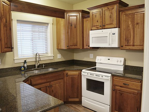 3rd image of 342 W 1 S APT 102