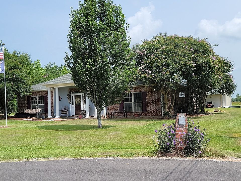 2nd image of 3070 Ashley Dr