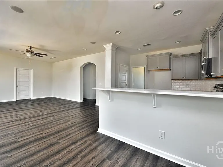293 McCrady Dr #A — Photo 8