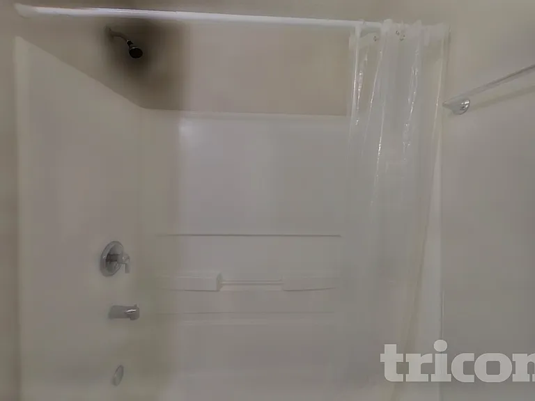 11931 Alexandra Dr — Photo 14